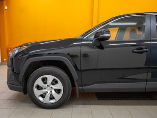 Toyota RAV4  2023 à St-Jérôme, Québec - 32 - w320h240px