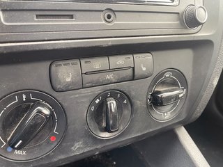 Volkswagen Jetta  2016 à St-Jérôme, Québec - 13 - w320h240px