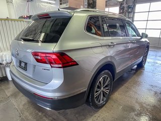 2020 Volkswagen Tiguan in St-Jérôme, Quebec - 10 - w320h240px