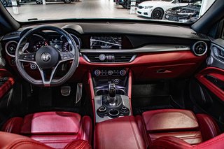 2018 Alfa Romeo Stelvio Ti SPORT NAVI CAMERA TOIT PANO CUIR HARMAN-KARDON in Montréal, Quebec - 5 - w320h240px