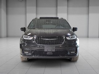 2024 Chrysler Pacifica S APPEARANCE TOURING L CUIR TOIT CAM GPS in Montréal, Quebec - 2 - w320h240px