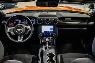 2021 Ford Mustang CONVERTIBLE ECOBOOST CARPLAY CAMERA SUPER BAS KM in Montréal, Quebec - 5 - w320h240px