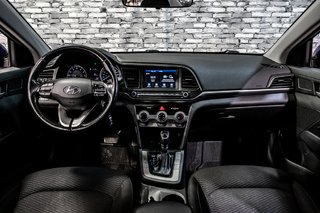 2020 Hyundai Elantra PREFERRED SIÈGES CHAUFFANTS CAMERA APPLE CARPLAY in Montréal, Quebec - 4 - w320h240px