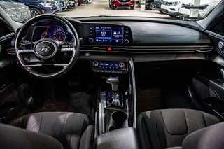 Hyundai Elantra PREFERRED TECH TOIT CAMERA CARPLAY BLUELINK 2022 à Montréal, Québec - 3 - w320h240px