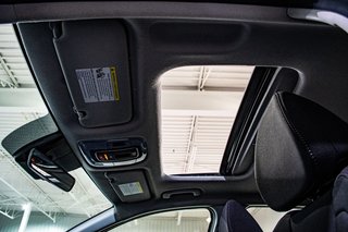 2023 Hyundai Elantra PREFERRED TECH TOIT OUVRANT VOLANT CHAUFFANTS CAM in Montréal, Quebec - 3 - w320h240px