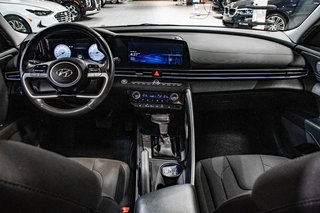 2023 Hyundai Elantra PREFERRED TECH TOIT OUVRANT VOLANT CHAUFFANTS CAM in Montréal, Quebec - 4 - w320h240px