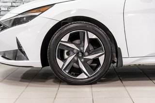 Hyundai Elantra LUXURY TOIT OUVRANT NAVIGATION SIEGES CHAUFFANTS 2023 à Montréal, Québec - 3 - w320h240px