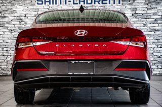 2024 Hyundai Elantra PREFERRED TECH TOIT CAMERA CARPLAY VOLANT CHAUFFANT in Montréal, Quebec - 4 - w320h240px