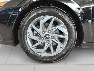 2024 Hyundai Elantra PREFERRED VOLANT CHAUFFANT CARPLAY CAMERA in Montréal, Quebec - 4 - w320h240px