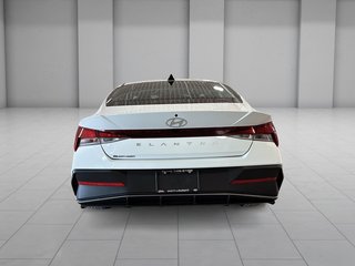 2024 Hyundai Elantra PREFERRED VOLANT CHAUFFANT CARPLAY CAMERA in Montréal, Quebec - 4 - w320h240px