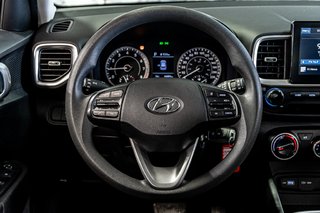2022 Hyundai Venue ESSENTIEL CAMERA SIEGES CHAUFFANTS A/C BLUETOOTH in Montréal, Quebec - 4 - w320h240px