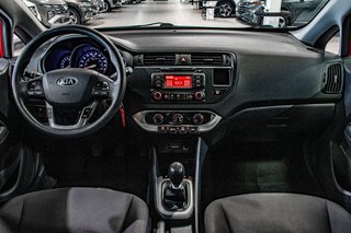 2013 Kia Rio LX SIEGES CHAUFFANTS AIR CLIMATISÉ MANUELLE in Montréal, Quebec - 3 - w320h240px