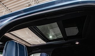 2018 Land Rover Range Rover Velar R-DYNAMIC HSE SUSPENSION AJUSTAB SIEGE MASSAG in Montréal, Quebec - 5 - w320h240px