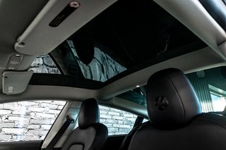 Tesla Model 3 CUIR RWD TOIT PANORAMIQUE CAMERA 2023 à Montréal, Québec - 5 - w320h240px