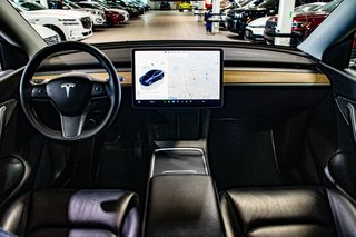 2022 Tesla Model Y LONG RANGE DUAL AWD MOTORS CUIR TOIT PANO NAV in Montréal, Quebec - 5 - w320h240px