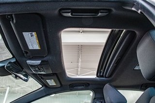 2022 Toyota Corolla SE TOIT OUVRANT SIEGES ET VOLANT CHAUFFANTS A/C in Montréal, Quebec - 3 - w320h240px