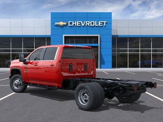 Chevrolet SILVERADO 3500CC  2025 à Jonquière, Québec - 3 - w320h240px