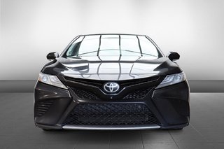 2018 Toyota Camry in Sept-Îles, Quebec - 2 - w320h240px