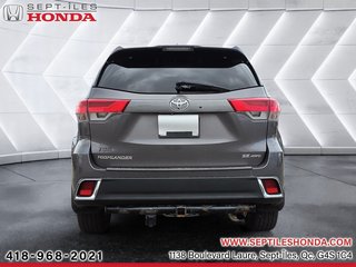 2017 Toyota Highlander XLE in Sept-Iles, Quebec - 3 - w320h240px