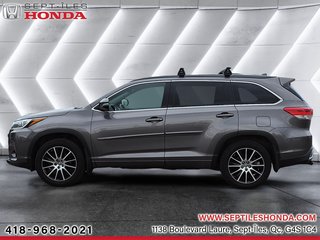 2017 Toyota Highlander XLE in Sept-Iles, Quebec - 5 - w320h240px