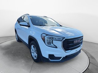 2023 GMC Terrain SLE in Chicoutimi, Quebec - 2 - w320h240px