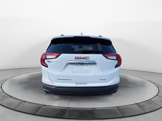 2023 GMC Terrain SLE in Chicoutimi, Quebec - 4 - w320h240px