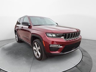 2022 Jeep Grand Cherokee in Jonquière, Quebec - 2 - w320h240px