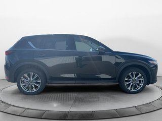 2021 Mazda CX-5 in Jonquière, Quebec - 4 - w320h240px