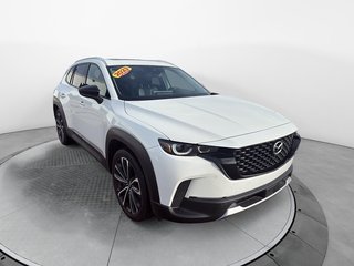 2023 Mazda CX-50 in Jonquière, Quebec - 2 - w320h240px
