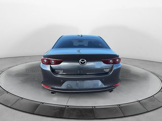 2023 Mazda 3 in Baie-Comeau, Quebec - 4 - w320h240px