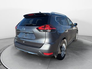 2017 Nissan Rogue in Jonquière, Quebec - 5 - w320h240px