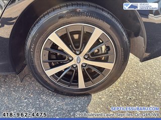 2022 Subaru Impreza Touring in Sept-Iles, Quebec - 6 - w320h240px