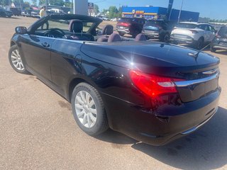Chrysler 200 Touring | Convertible | HtdSeats | XM | PwrSeat 2013 à Amherst, Nouvelle-Écosse - 5 - w320h240px