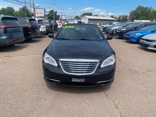 Chrysler 200 Touring | Convertible | HtdSeats | XM | PwrSeat 2013 à Amherst, Nouvelle-Écosse - 2 - w320h240px