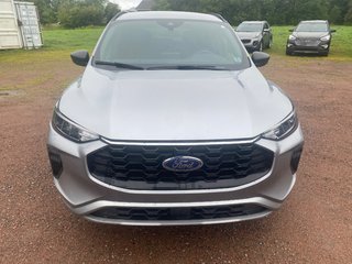 Ford ESCAPE ST-LINE 2023 à Amherst, Nouvelle-Écosse - 2 - w320h240px
