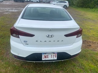 2020 Hyundai ELANTRA ESSENTIAL in Amherst, Nova Scotia - 6 - w320h240px