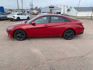 2023 Hyundai Elantra Preferred | Cam | USB | HtdSeat | Warranty to 2028 in Amherst, Nova Scotia - 4 - w320h240px