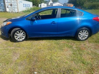 2014 Kia FORTE LX+ | USB | Bluetooth | Keyless | Cruise in Amherst, Nova Scotia - 2 - w320h240px
