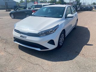 2023 Kia Forte LX | Cam | USB | HtdSeats | Warranty to 2028 in Amherst, Nova Scotia - 5 - w320h240px