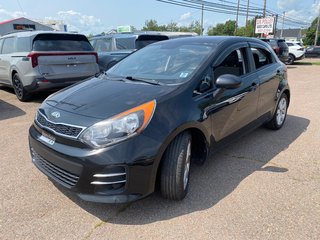 2017 Kia RIO EX | 6-Spd | SunRoof | Cam | USB | Bluetooth | XM in Amherst, Nova Scotia - 3 - w320h240px