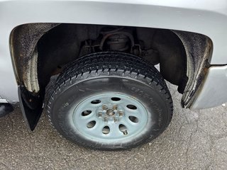 Chevrolet Silverado 1500  2016 à Gaspé, Québec - 5 - w320h240px