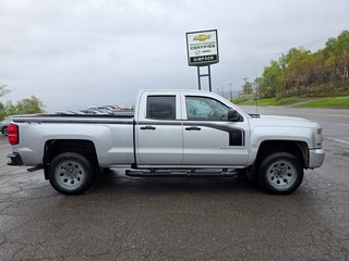Chevrolet Silverado 1500  2016 à Gaspé, Québec - 6 - w320h240px