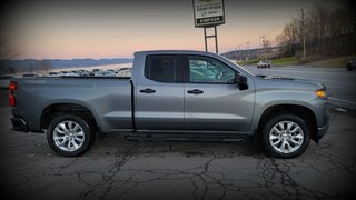 Chevrolet Silverado 1500  2021 à Gaspé, Québec - 6 - w320h240px