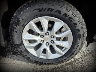 2021 Chevrolet Silverado 1500 in Gaspé, Quebec - 4 - w320h240px