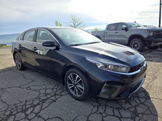 2024 Kia Forte in Gaspé, Quebec - 4 - w320h240px