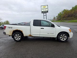 2010 Nissan Titan in Gaspé, Quebec - 6 - w320h240px
