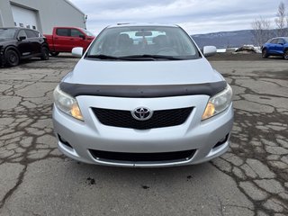 Toyota Corolla  2010 à Gaspé, Québec - 2 - w320h240px
