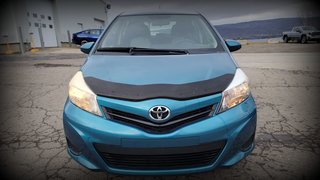 2012 Toyota Yaris in Gaspé, Quebec - 3 - w320h240px