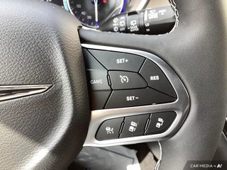 2025 Chrysler Grand Caravan SXT in Winnipeg, Manitoba - 3 - w320h240px