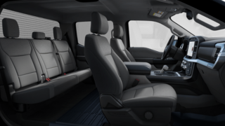 Ford F-150 Lightning XLT 2024 à Amos, Québec - 6 - w320h240px